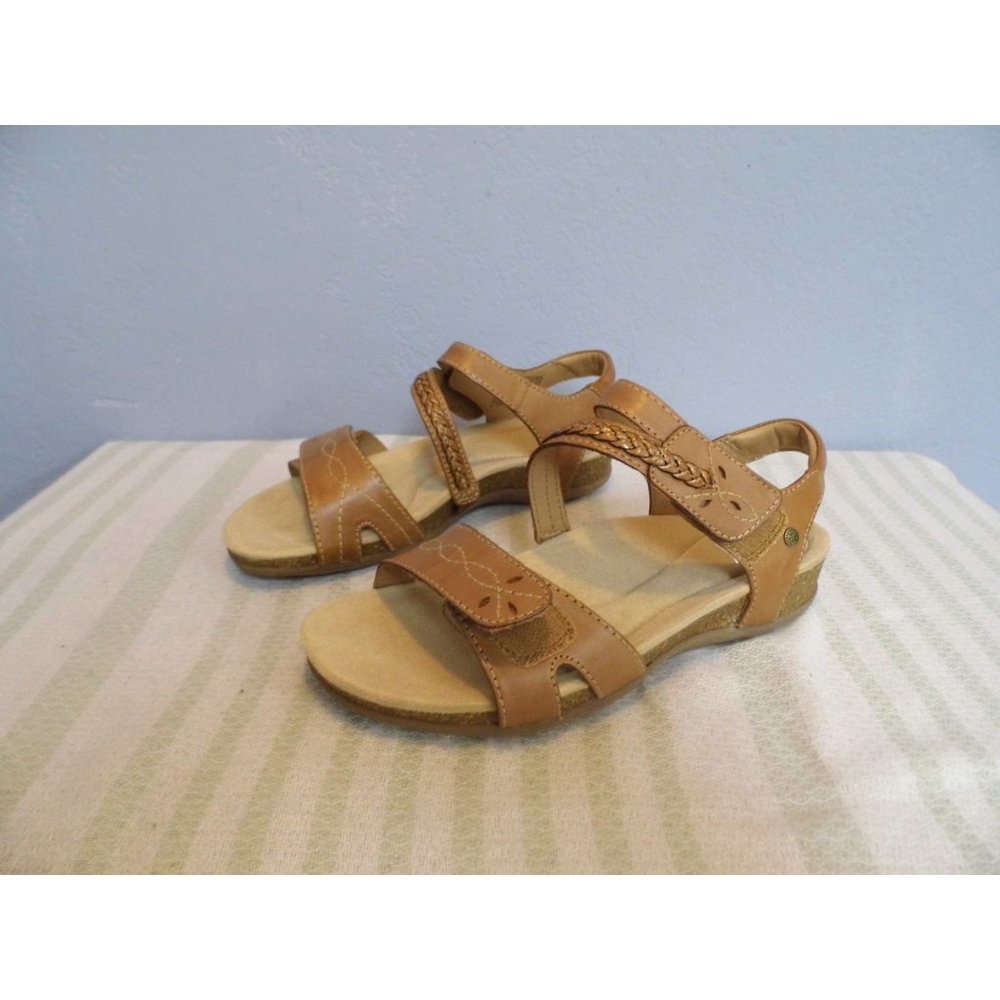 Earth Origins Leather Adjustable Strap Sandals - ladies' 6